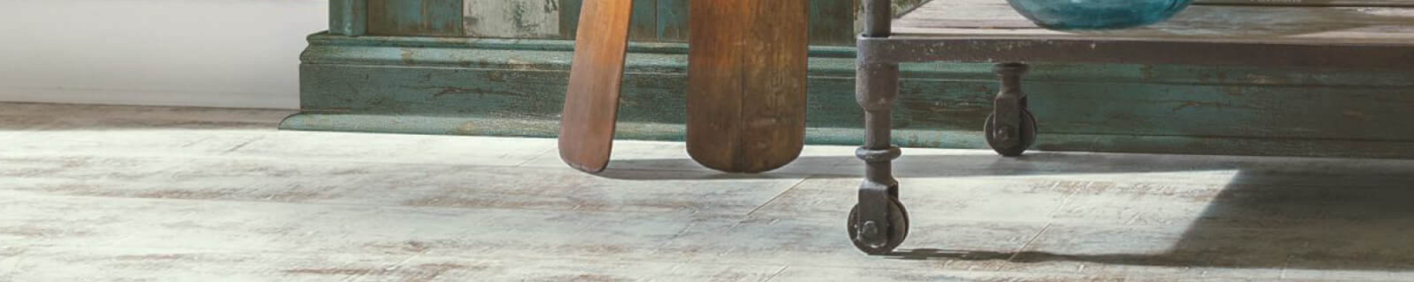 totheseas-lamimate-2000x400